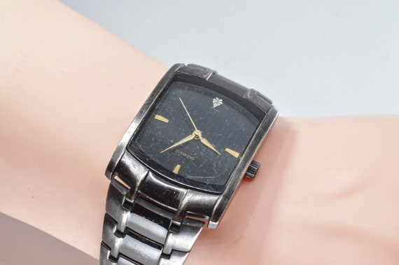 Dark metal tone mans fashion wrist watch - image 6