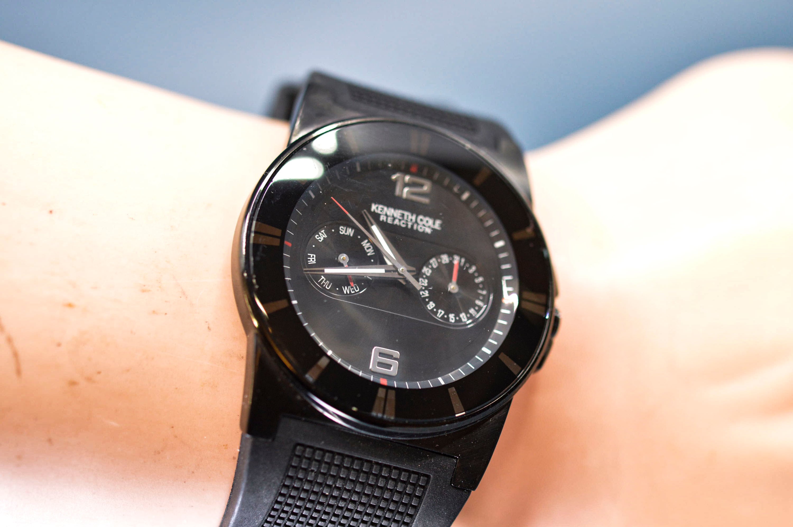 Reaction wrist watch store