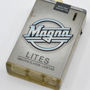 Magdna lights vintage disposible lighter