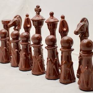 Handmade ceramic chess set unique brand new with vintage style 32 pieces 7 1/4&quot; king w/1 1/2&quot; b Artisan green v. red decorator luxury design