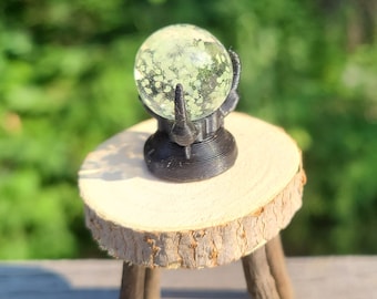 3 Claw Crystal Ball Black Base (fairy garden)