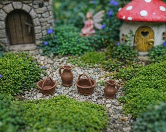 Cestino da giardino delle fate e brocca in terracotta