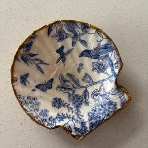 Handmade Oyster Shell Ring Dish | Blue Floral Gold Trim Jewelry Holder