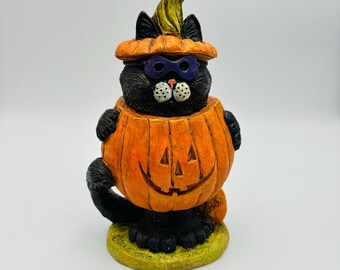 Cat in Pumpkin Costume Resin Figurine Telle M Stein 2005 Halloween