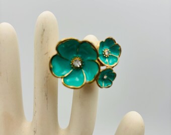 Vintage Teal Enamel Triple Flower Cluster Statement Ring Goldtone Band Size 8
