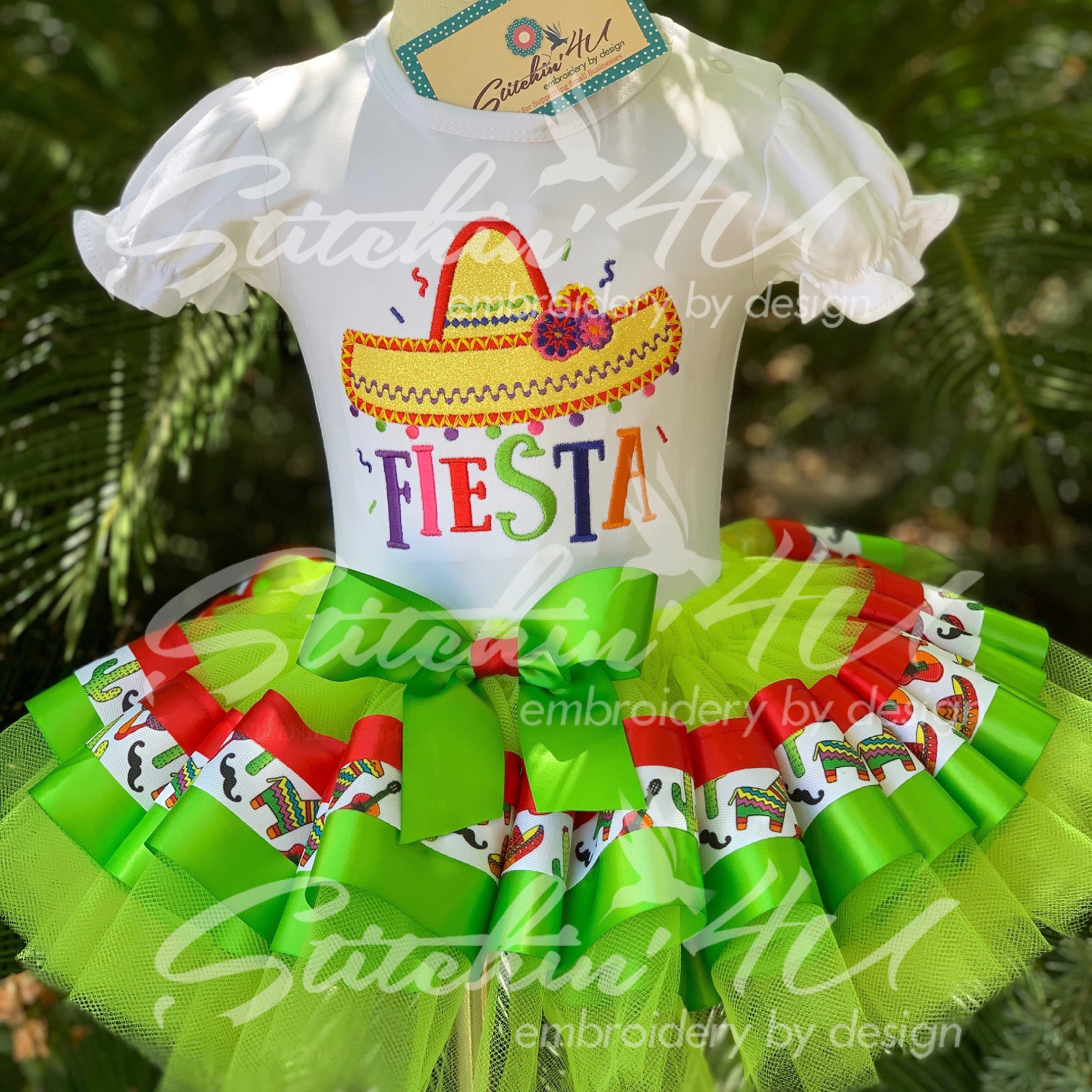 outfit for fiesta party