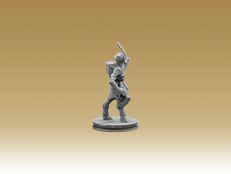 Insectoid Scout Insect Mantis Space Spelljammer - Etsy