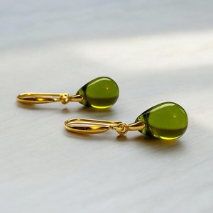 Peridot Green Teardrop Earrings, Olive Green Czech Glass Earrings, Drop Earrings, Dangle Earrings, Everyday Minimal Earrings, Gifts for Her