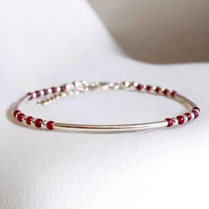 JANUARY Red Garnet Birthstone Bracelet in Sterling Silver, Capricorn Birthday Gift for Her, Genuine Gemstone Bracelet, 925 Stacking Bracelet