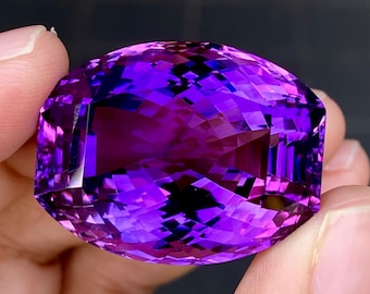 Purple beauty! 86.40CTS Flawless Amethyst, Fancy cut , Gorgeous big size stone.