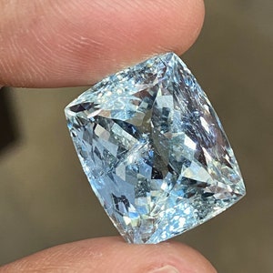 33CT Natural Aquamarine cushion from Brazil.