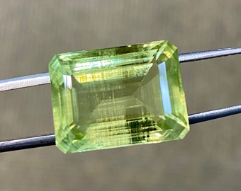 Rare Find! 21.75cts Heliodor, Unheated, Green Beryl, Green Aquamarine.
