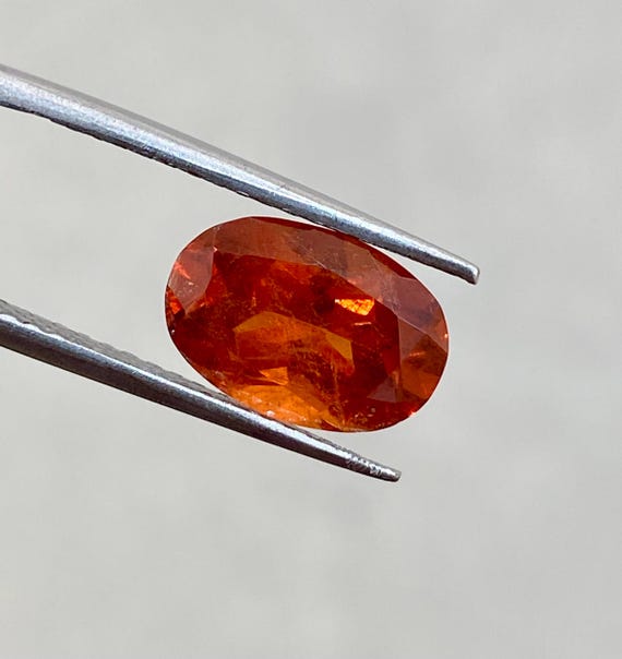 Natural Spessartite Garnet beautiful Mandarin orange color 5cts  Spessartite garnet no-heat