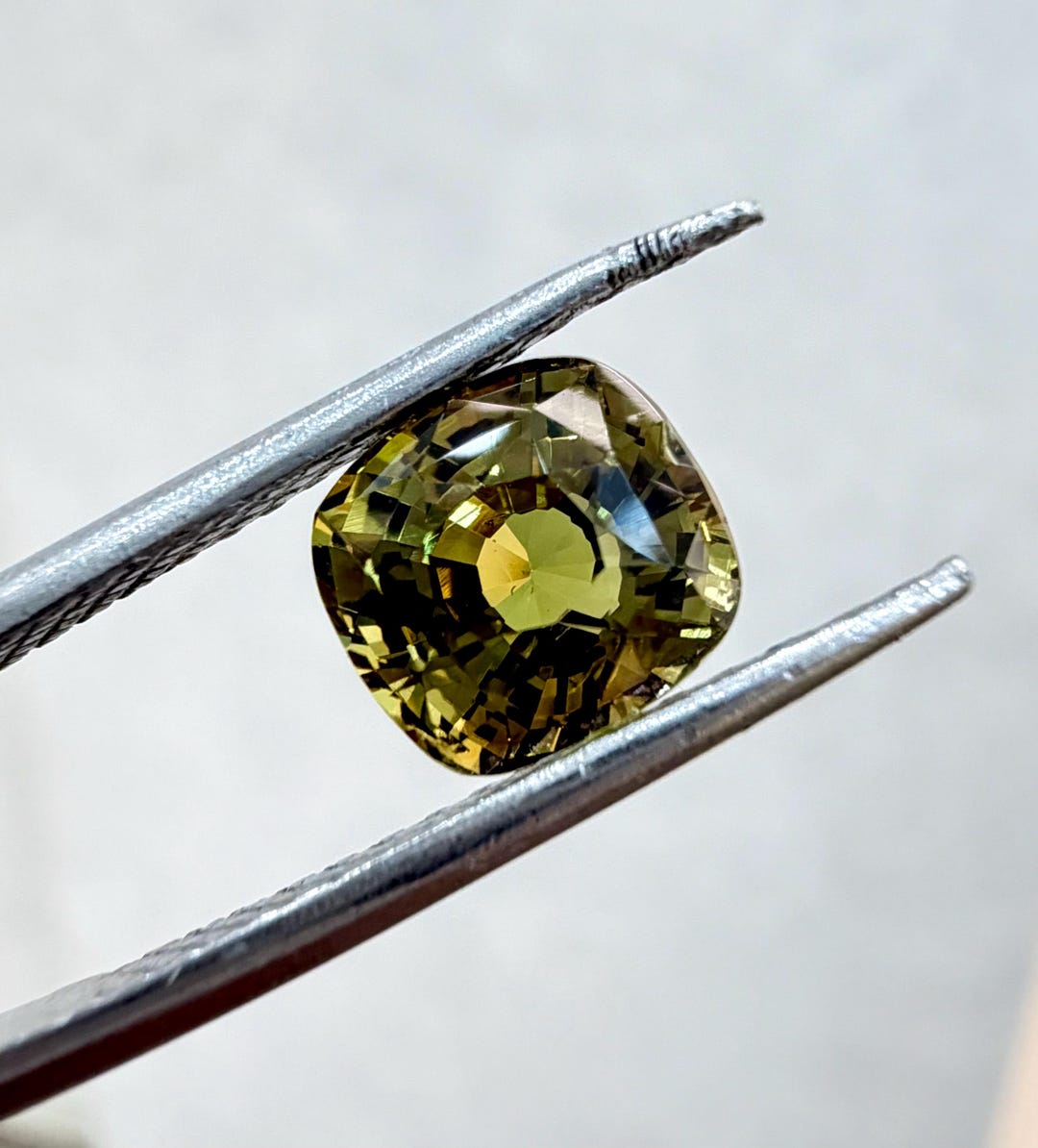 GIA 3.56CT Alexandrite, Natural Alexandrite Cushion Stone From