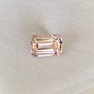 8X6MM Natural Morganite, 1.68cts, Peachy pink color. Morganite for ring