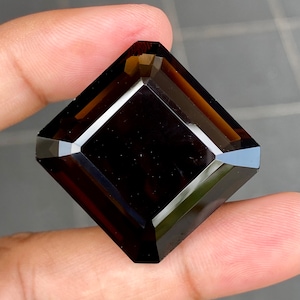 Beautiful Smoky quartz huge stone Square cut shape 28X28mm size.