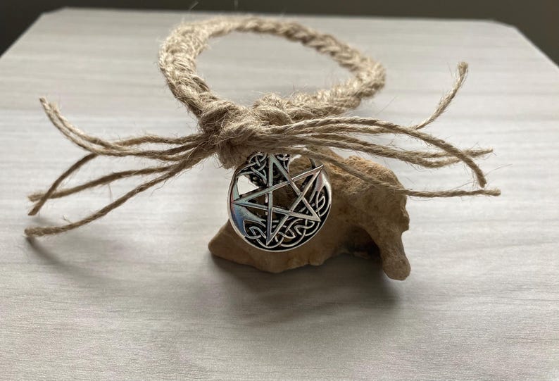 Hag Stone Pentacle Talisman Protection Amulet Altar Stone - Etsy