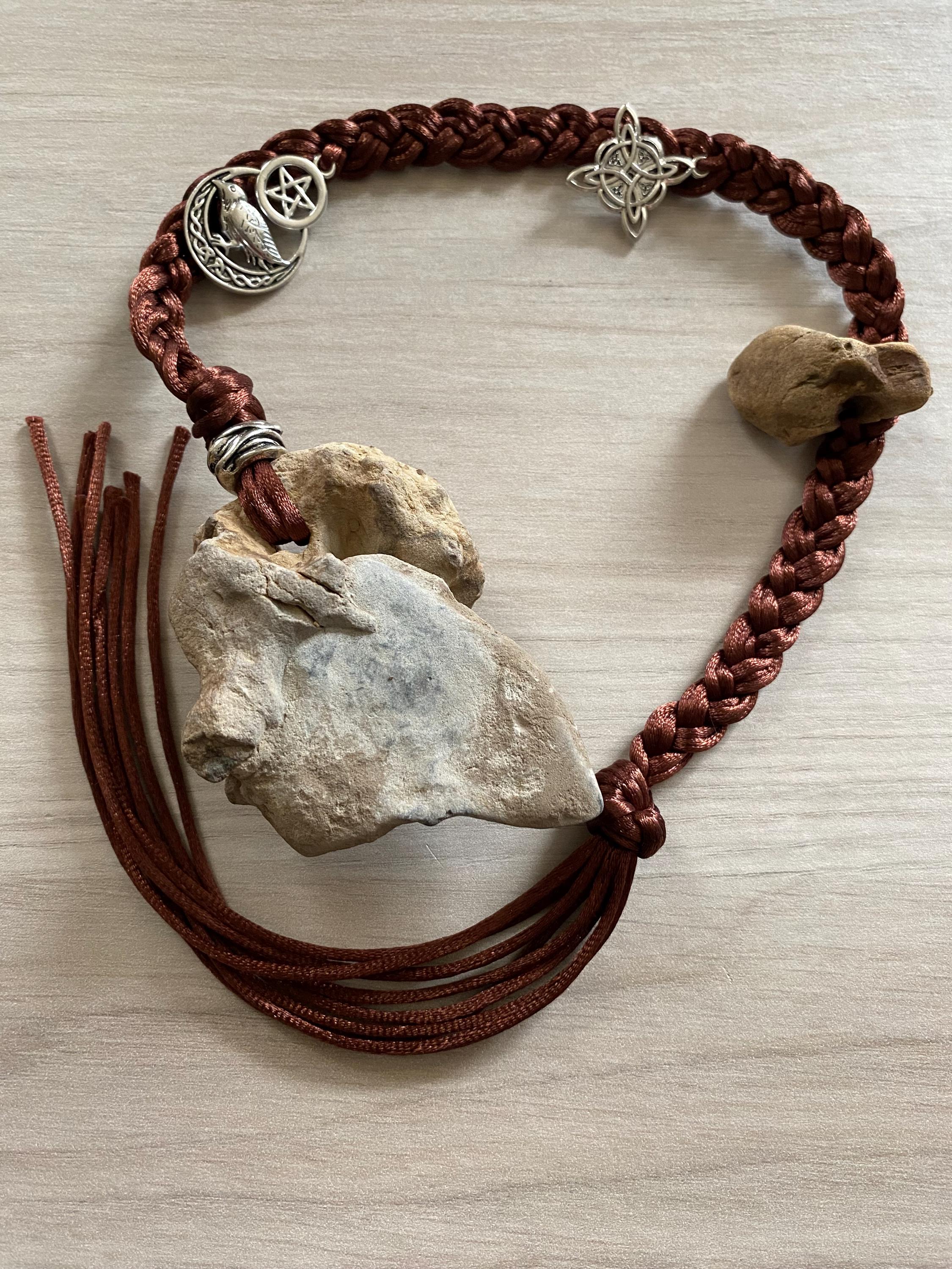Shark Tooth-shaped Hag Stone Raven and Witch's Knot Protection Talisman ...