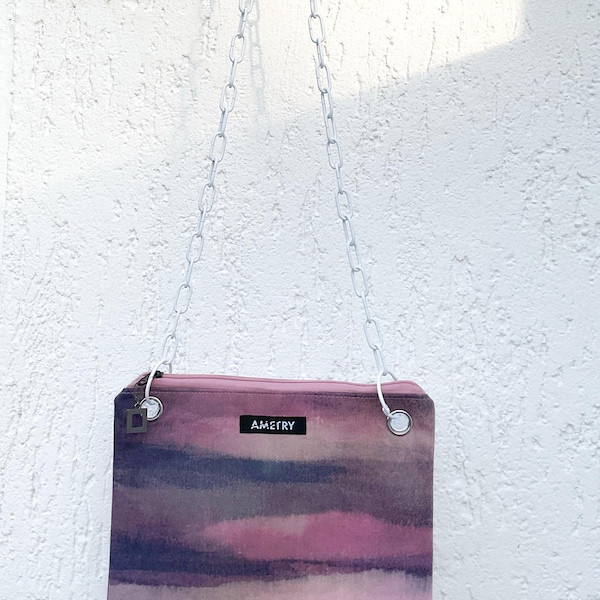 Denim Clutch mit Statement-Kette, 80er Style, Handgefärbte Jeans Tasche, Handmade Unikat, Kettentasche, Slow Fashion