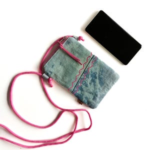 Jeans Handytasche zum Umhängen, Vegane Tasche, Kleine Tasche, Jeanstasche für den Strand, Kleine Festivaltasche