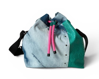 Bolso tipo cubo vegano, bolso de hombro, pieza única hecha a mano, estilo años 80, bolso sostenible, bolso para festivales, bolso de hombro de mezclilla