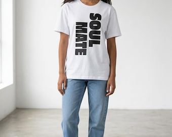 80s T-shirt, statement shirt, unisex T-shirt, printed cotton shirt, vegan fashion, casual shirt, white T-shirt