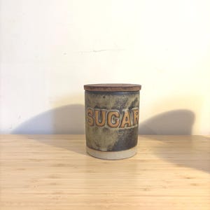 Vintage Tremar Sugar Pot | Vintage Sugar Canister | Mid Century Pottery | Vintage Kitchen Canister | Vintage Ceramic Jar | Quirky Sugar Pot
