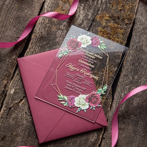 Convites em acrílico transparente, bordô e creme, rosas douradas, com envelopes para casamentos, debutantes, aniversários, quinceañera, festas e quince anos