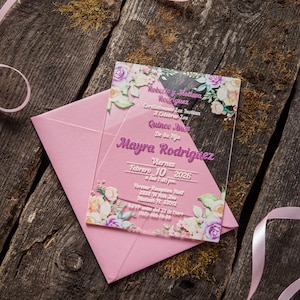 Fiori ad acquerello Inviti in acrilico rosa lilla con buste per matrimonio, dolci 16, compleanno, Quinceañera, feste, mele cotogne Años, fiori