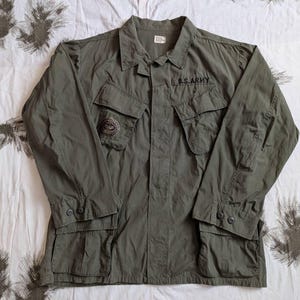 Jungle Jacket / Poplin Jacket / OG-107 / Vietnam War Era / Fatigue Shirt / OG107 / US Army Shirt / Size
