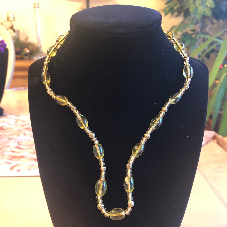 Shapeable Yellow and Gold Glass Beaded Necklace