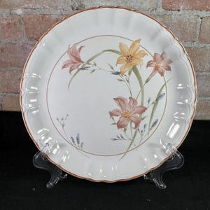 Mikasa Vintage Country Classics Serving Plate. Design KS302 Jessica