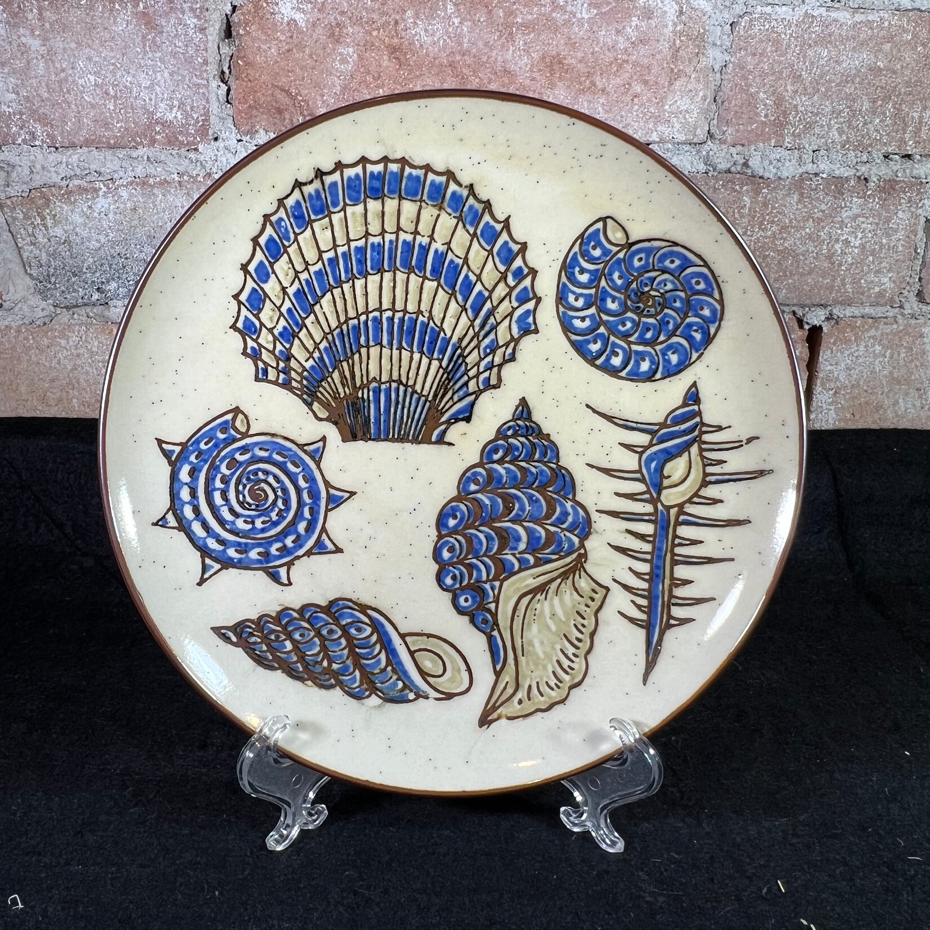 ヴィンテージ オタギリ 70 年代 貝殻プレート 8 インチ ストーンウェア