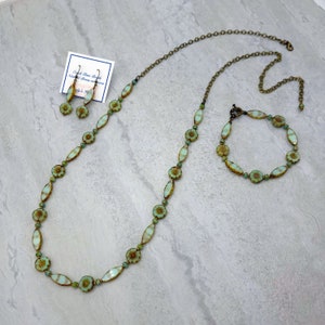 3 piece set, Mint green silk and Picasso floral necklace, Czech glass bead necklace, Light aqua green with antique brass chain jewelry set