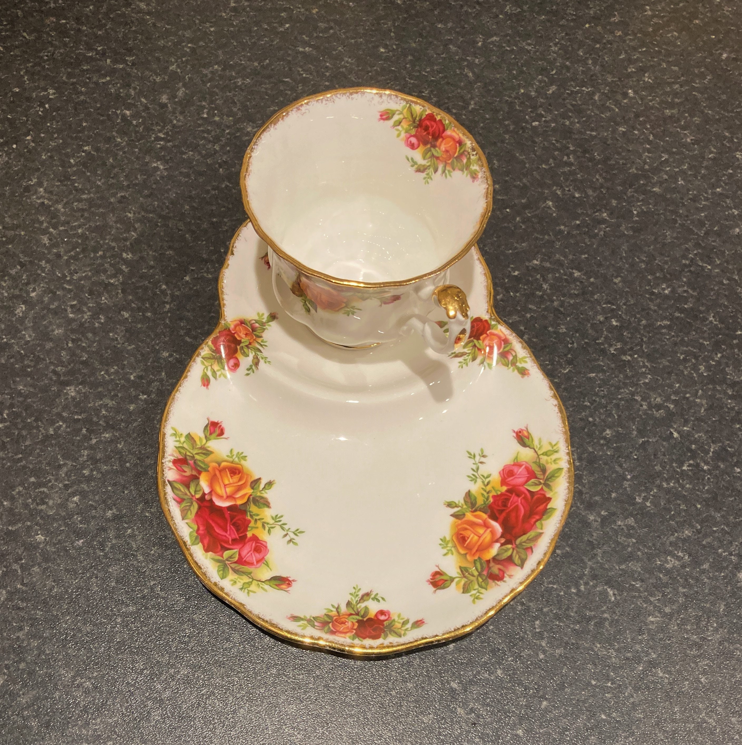 ロイヤルアルバート　オールドカントリーローズ　テニスセット ロイヤル・アルバート『オールド・カントリー・ローズ』 テニス