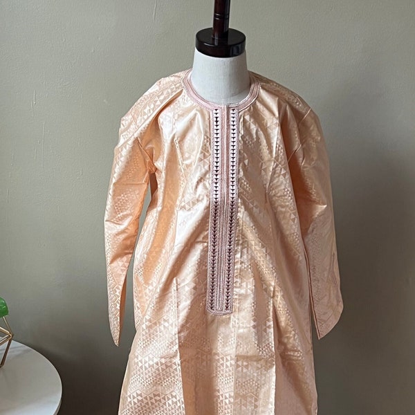 African boy Traditional Outfit , Boy premium embroidered African outfit, Boy African wedding clothes, Eid clothes, Graduation outfit, 5-6Y