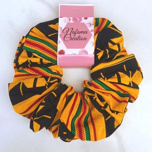 Handmade XXL African Print Scrunchie – Ankara Hair Accessory, Bold Oversized Scrunchie, Natural Hair Friendly