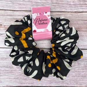 African print extra large scrunchies, Ankara Print Scrunchies, Hair Scrunchies, black,white,yellow fabric