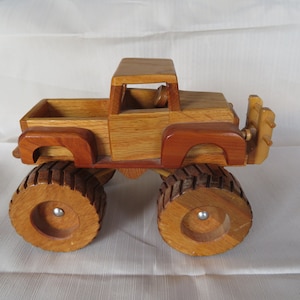 Houten monstertruck