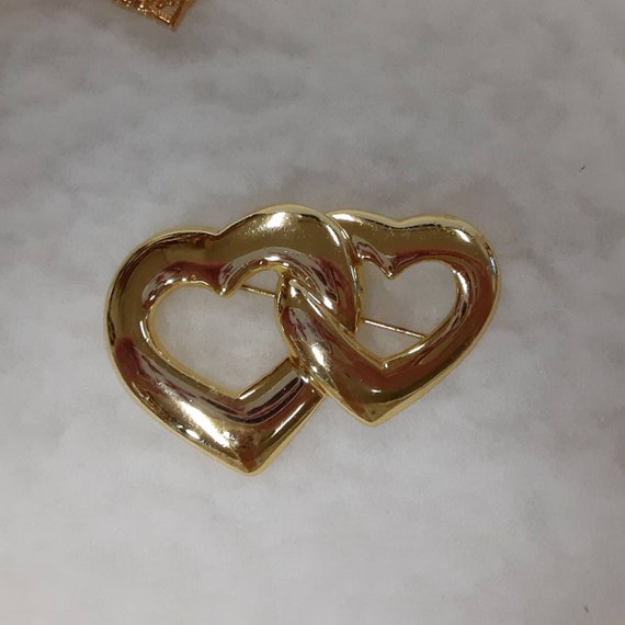 Vintage Set of 3 Heart Shaped Brooches.  All 3 in… - image 3