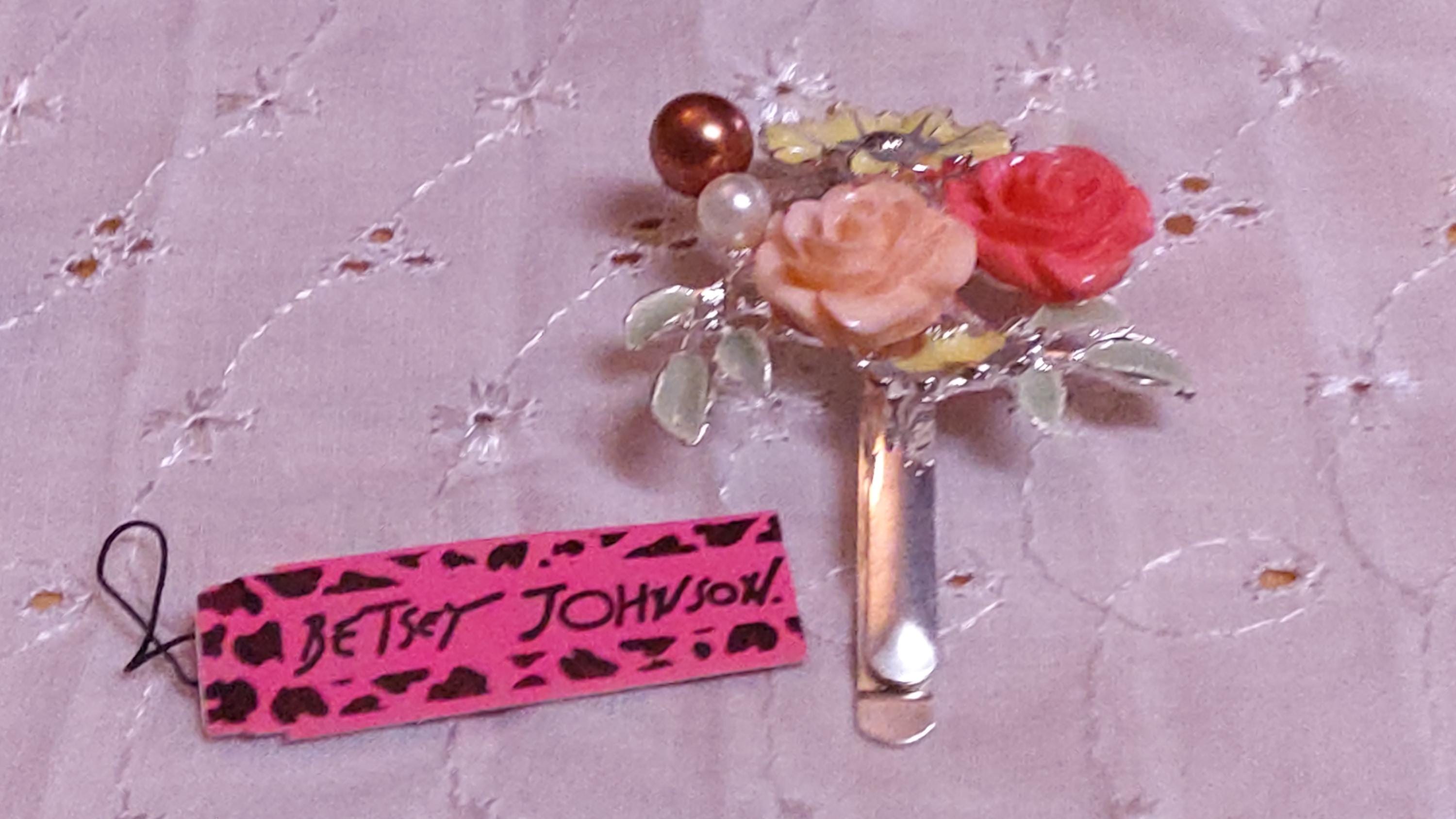 Betsey Johnson hair Bobby pin bow rhinestone Betsey Johnson Bobby Pin Hair Accessories for Women | Mercari main image 4