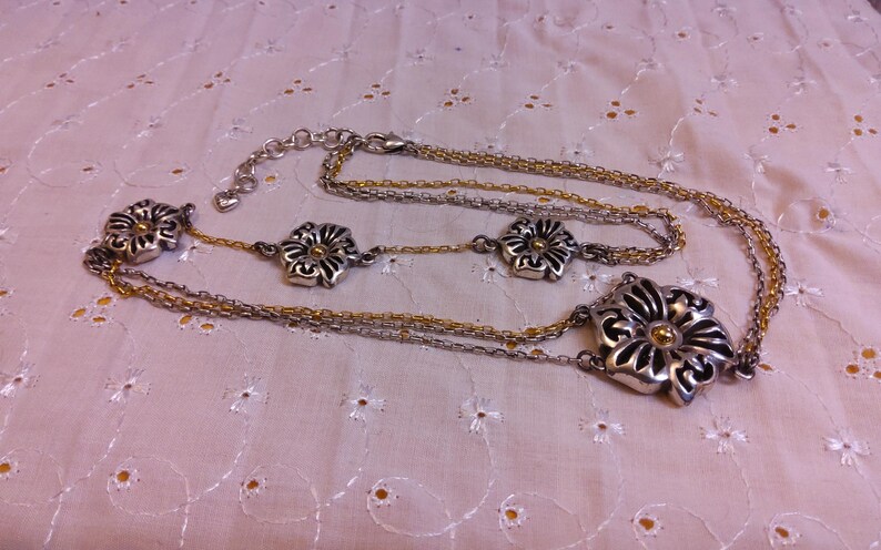 BRIGHTON Two Tone "Triple Garden" Multi Strand Asymmetrical Necklace. Maker's charm attached. bild 7