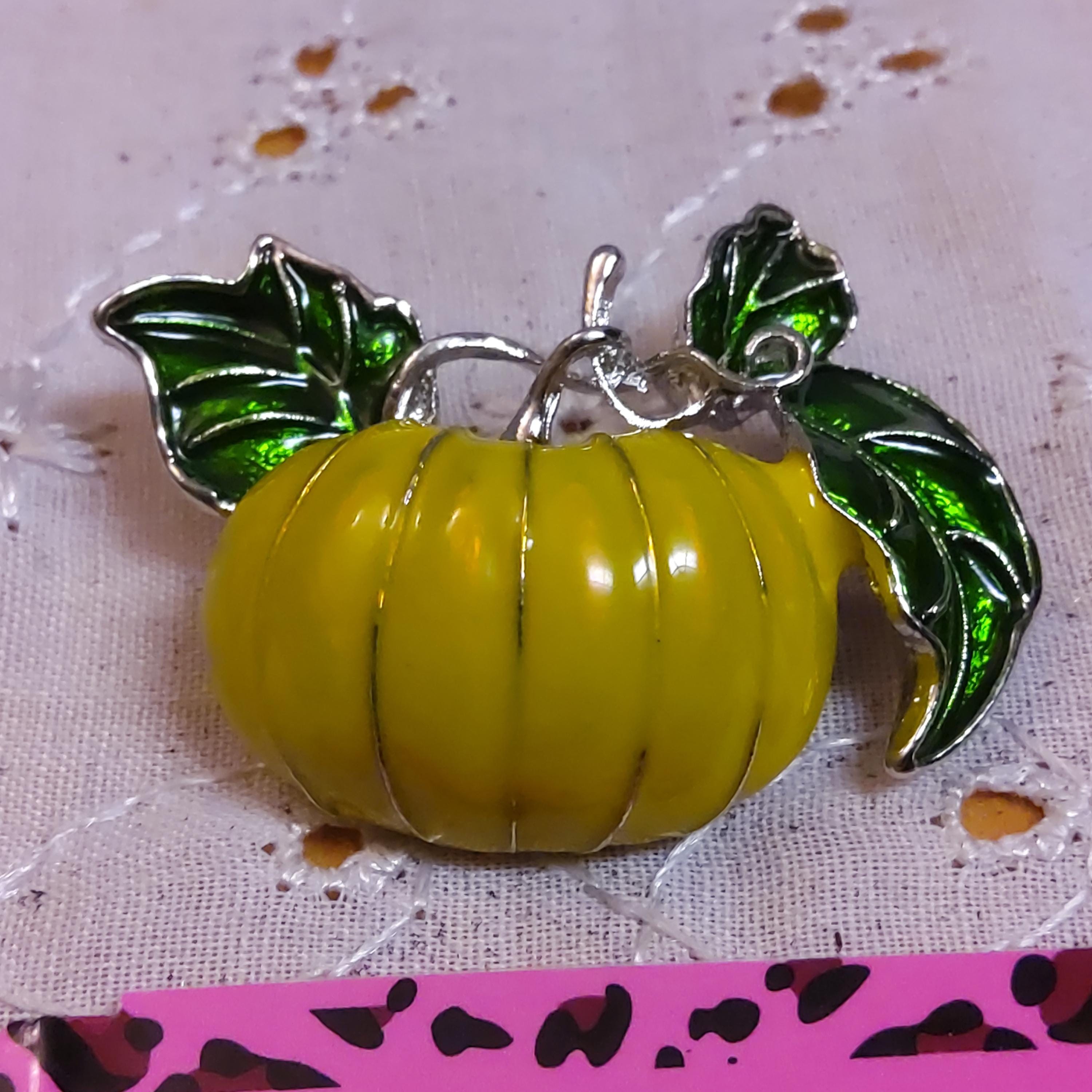 BETSEY JOHNSON Green Tomato Brooch. NEW, Never Worn and Comes With