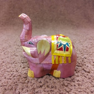 ELEPHANT Paper Mache Trinket Box - Handcrafted and Handpainted.  Red Silk like lining inside. NEW.