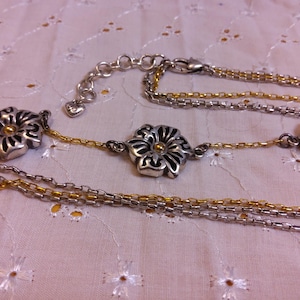 BRIGHTON Two Tone "Triple Garden" Multi Strand Asymmetrical Necklace. Maker's charm attached. bild 3