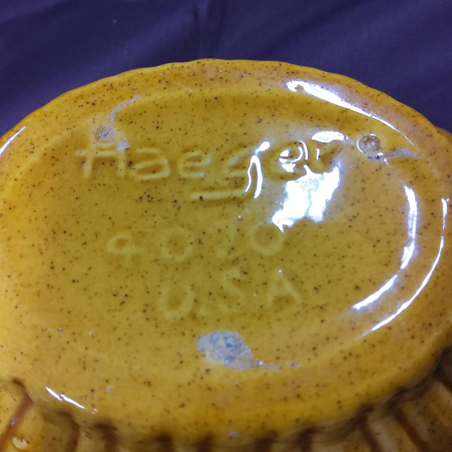 HAEGER POTTERY - Vintage Ribbed Mustard Gold Speckled