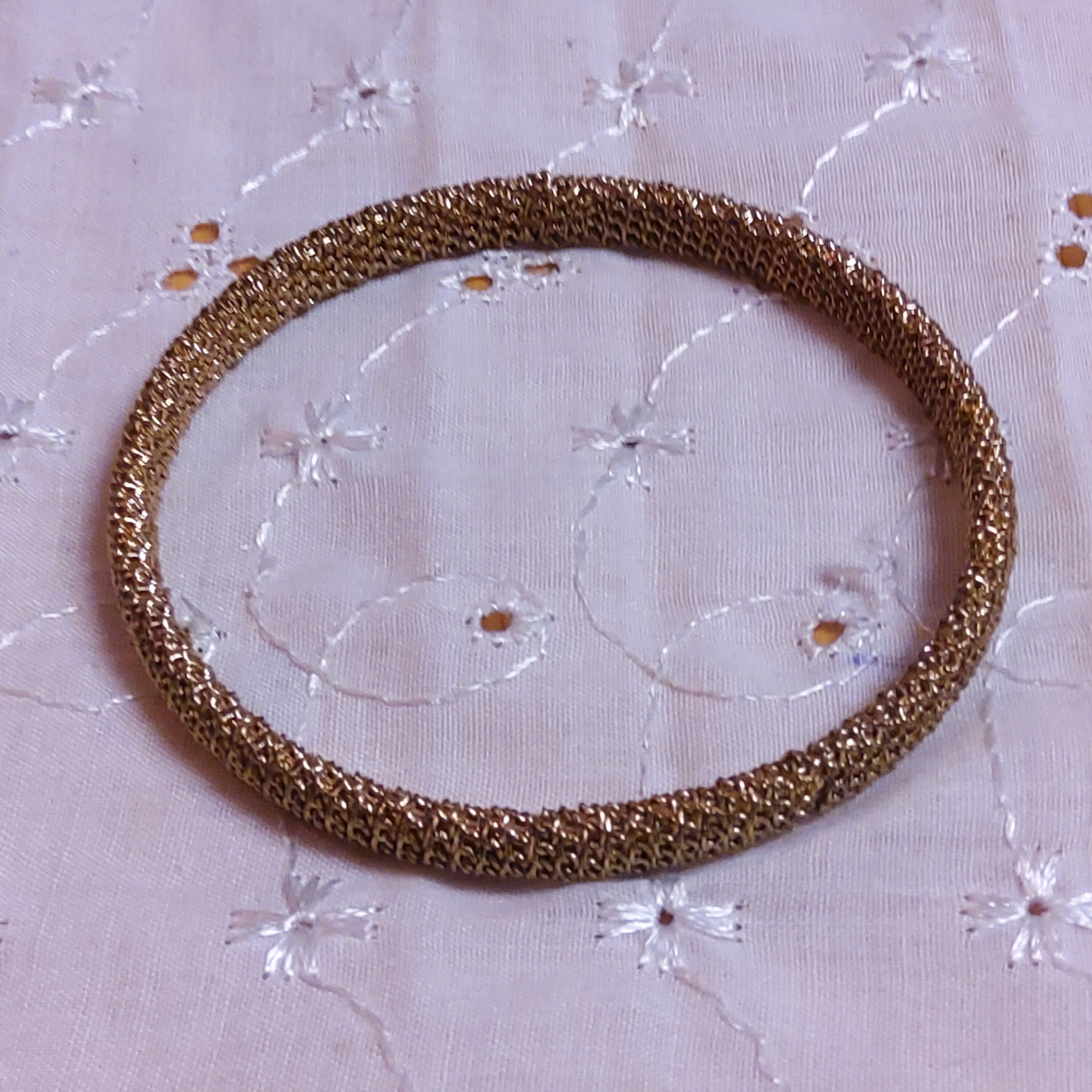 Goldtone Mesh Bangle Bracelet. No Maker's Mark Found. - Etsy Goldtone Mesh Bangle Bracelet. No Maker's Mark Found. - Etsy