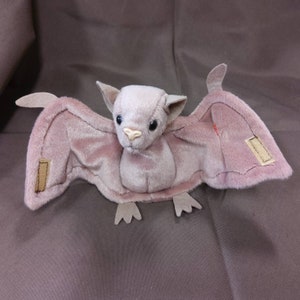 TY Beanie Baby &quot;Batty&quot; the Bat. New, never played with. Stored in a smoke free home. All tags in place. Vintage dated 1996.