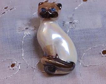 AVON Handpainted Siamese Cat Ceramic Pin. Maker's Mark present.