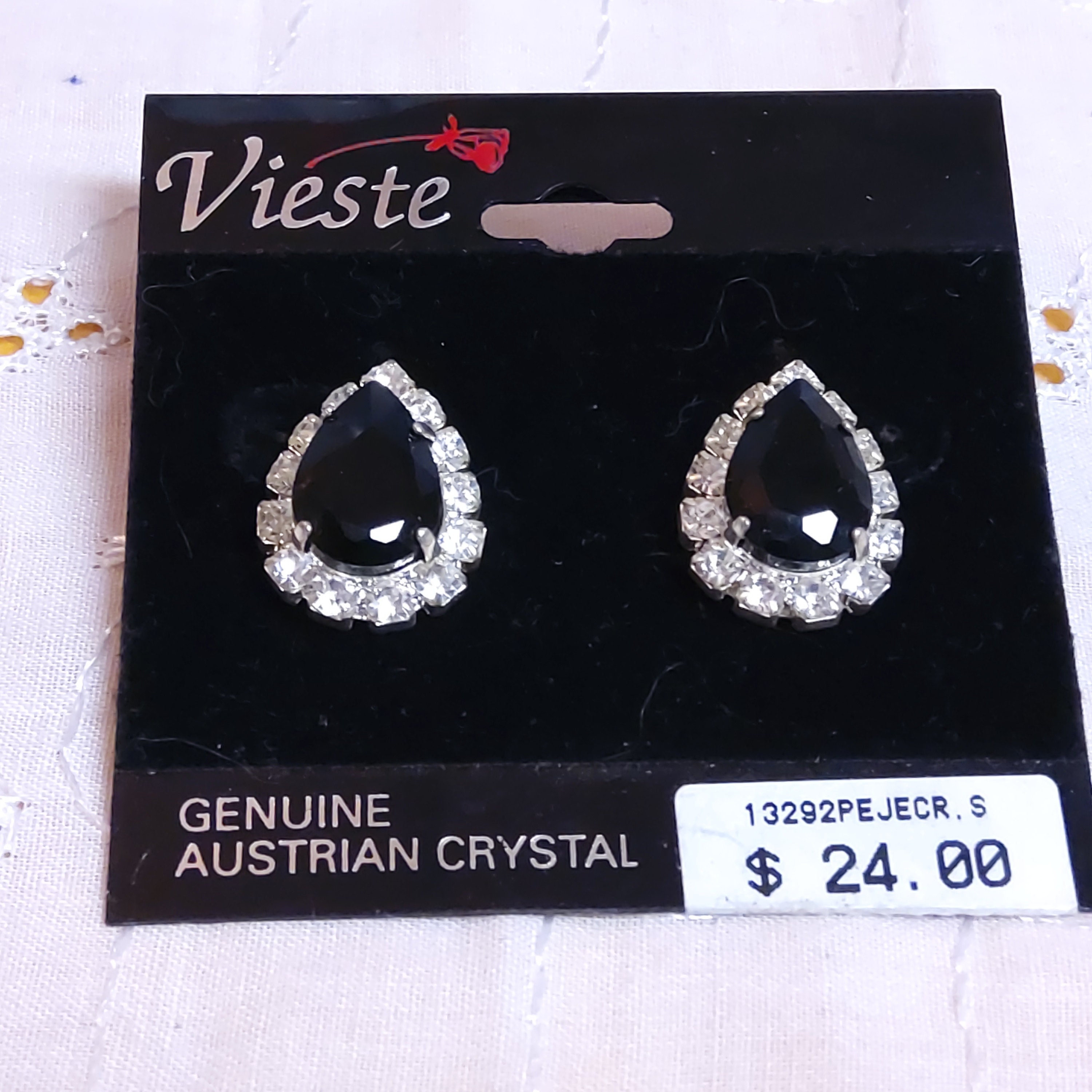 VIESTE Genuine Austrian Crystal Pierced Earrings With Black